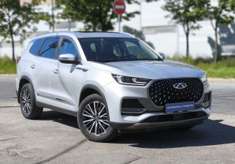 Подержанный автомобиль Chery Tiggo 8 Pro Max 2024 года (8 фото)