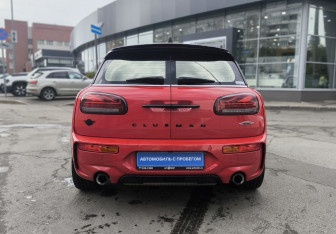 Подержанный автомобиль MINI Clubman Wagon 2022 года (5 фото)