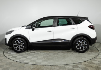 Подержанный автомобиль Renault Kaptur 2016 года (8 фото)