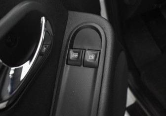 Подержанный автомобиль Renault Duster 2016 года (16 фото)