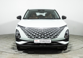 Подержанный автомобиль Omoda C5 2024 года (2 фото)