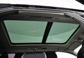 Подержанный автомобиль Volvo V90 Cross Country 2017 года (13 фото)