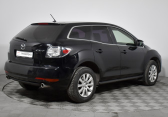 Подержанный автомобиль Mazda CX-7 2011 года (5 фото)