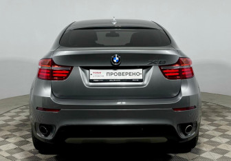 Подержанный автомобиль BMW X6 2013 года (5 фото)