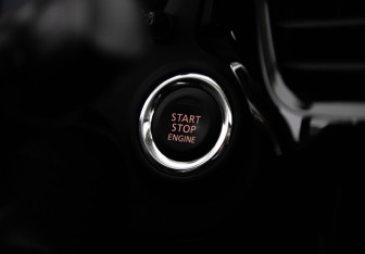 Подержанный автомобиль Mitsubishi Outlander 2015 года (15 фото)