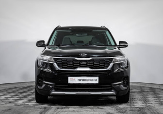Подержанный автомобиль Kia Seltos 2021 года (2 фото)