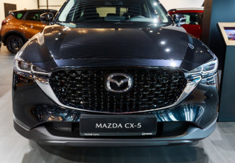 Новый Mazda CX-5 2025 (2 фото)