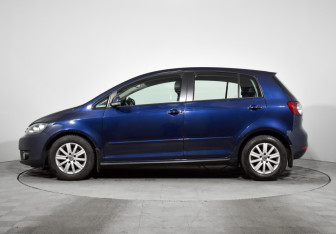 Подержанный автомобиль Volkswagen Golf Plus 2013 года (8 фото)