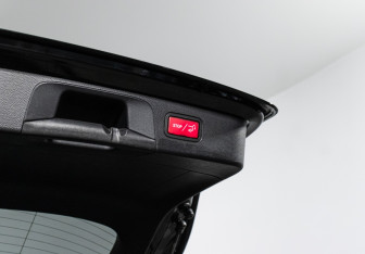 Подержанный автомобиль Mercedes-Benz GLC Coupe 2019 года (26 фото)