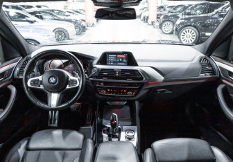 Подержанный автомобиль BMW X3 2019 года (16 фото)