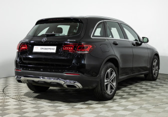 Подержанный автомобиль Mercedes-Benz GLC Coupe 2021 года (5 фото)