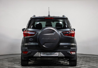 Подержанный автомобиль Ford EcoSport 2017 года (6 фото)