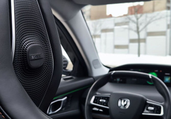 Подержанный автомобиль Changan UNI-K 2024 года (37 фото)