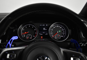 Подержанный автомобиль Volkswagen Golf Wagon 2014 года (14 фото)