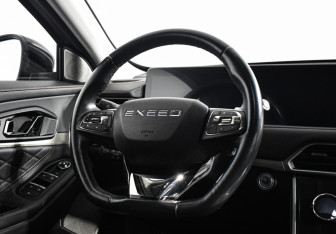 Подержанный автомобиль Exeed TXL 2023 года (14 фото)
