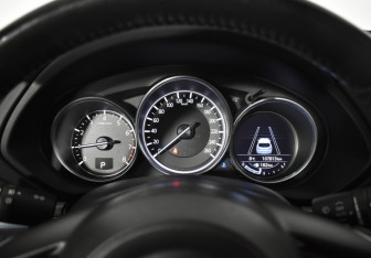 Подержанный автомобиль Mazda CX-5 2017 года (14 фото)