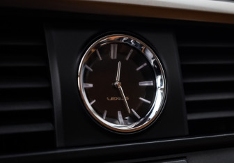 Подержанный автомобиль Lexus RX 2022 года (21 фото)