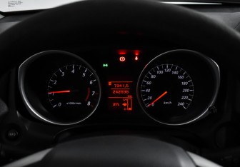 Подержанный автомобиль Mitsubishi ASX 2013 года (17 фото)