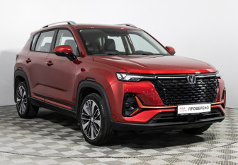 Подержанный автомобиль Changan CS35PLUS 2024 года (3 фото)