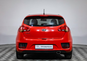 Подержанный автомобиль Kia Ceed Hatchback 2016 года (6 фото)