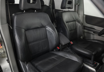 Подержанный автомобиль Nissan X-Trail 2006 года (20 фото)