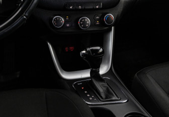 Подержанный автомобиль Kia Ceed Hatchback 2016 года (14 фото)