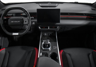 Подержанный автомобиль Jetour Dashing 2024 года (15 фото)