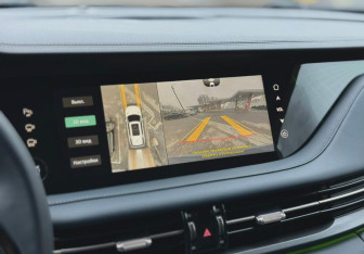 Подержанный автомобиль Changan CS95 2023 года (17 фото)