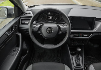 Подержанный автомобиль Skoda Rapid Liftback 2020 года (12 фото)
