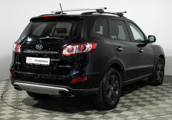 Подержанный автомобиль Hyundai Santa Fe 2011 года (5 фото)