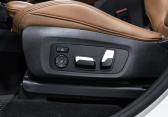 Подержанный автомобиль BMW X3 2020 года (25 фото)