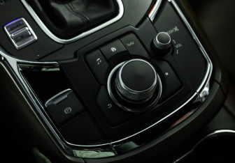 Подержанный автомобиль Mazda CX-9 2019 года (19 фото)