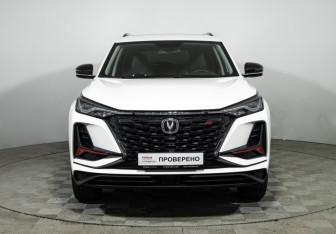 Подержанный автомобиль Changan CS75PLUS 2023 года (2 фото)