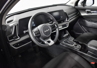 Подержанный автомобиль Kia Sportage 2022 года (9 фото)