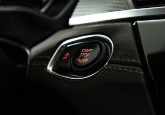 Подержанный автомобиль BMW X2 2018 года (18 фото)