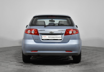 Подержанный автомобиль Chevrolet Lacetti Hatchback 2010 года (6 фото)