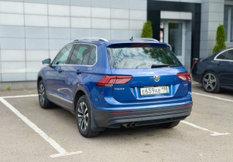 Подержанный автомобиль Volkswagen Tiguan 2019 года (3 фото)