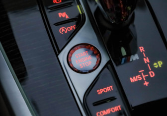 Подержанный автомобиль BMW X7 2019 года (21 фото)