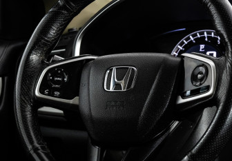 Подержанный автомобиль Honda CR-V 2019 года (10 фото)