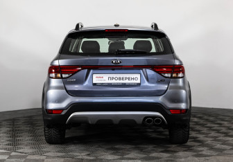 Подержанный автомобиль Kia Rio Hatchback 2018 года (6 фото)