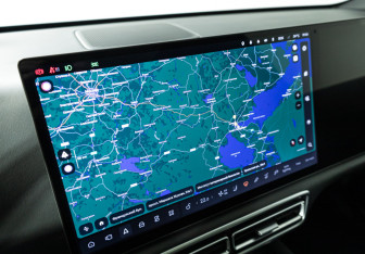 Подержанный автомобиль LiXiang L6 2024 года (19 фото)