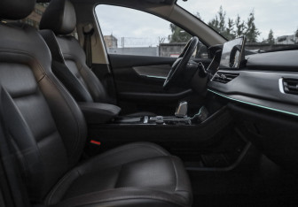 Подержанный автомобиль Chery Tiggo 8 Pro 2022 года (22 фото)