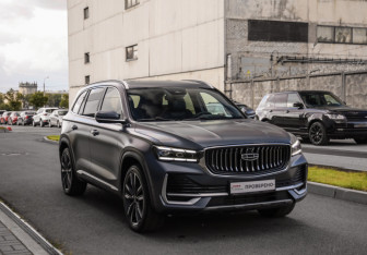 Подержанный автомобиль Geely Monjaro 2024 года (5 фото)