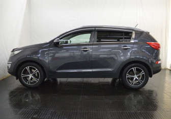 Подержанный автомобиль Kia Sportage 2014 года (8 фото)