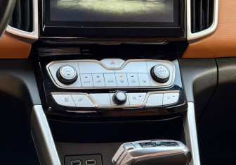 Подержанный автомобиль Great Wall Poer 2023 года (15 фото)