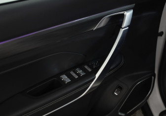 Подержанный автомобиль Geely Atlas Pro 2024 года (22 фото)