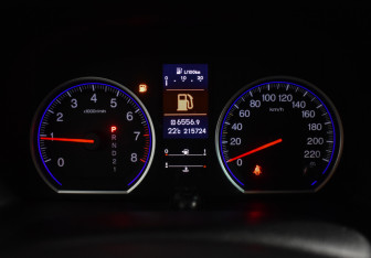 Подержанный автомобиль Honda CR-V 2012 года (20 фото)