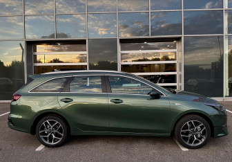 Новый Kia Ceed Wagon 2025 (9 фото)