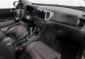 Подержанный автомобиль Kia Sportage 2016 года (14 фото)