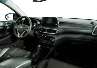 Подержанный автомобиль Hyundai Tucson 2020 года (9 фото)